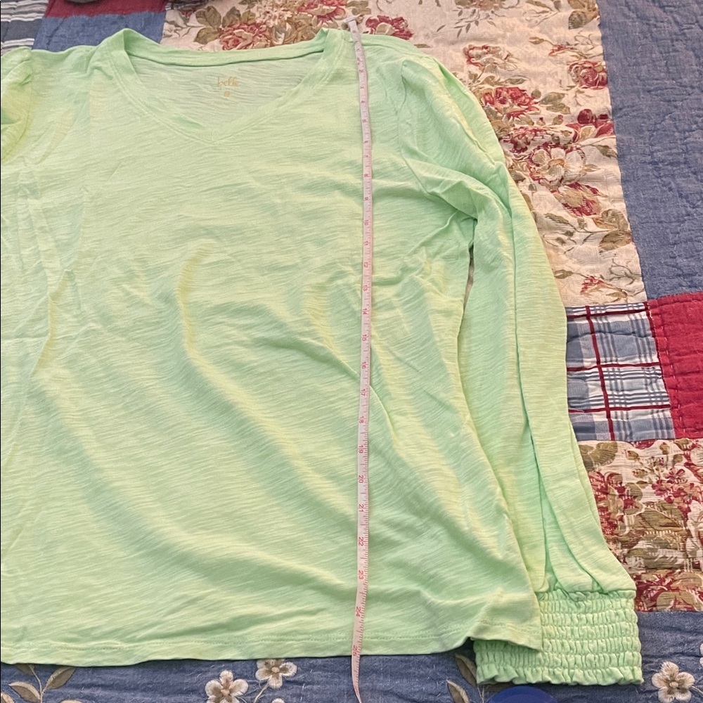 Belle by Kim Gravel Light Green Top - Picture 4 of 5